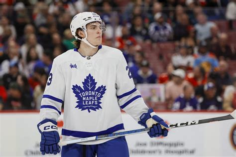 Toronto Maple Leafs: Matthew Knies a Calder Darkhorse