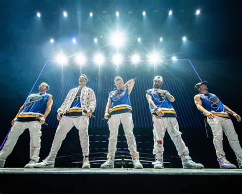 Pin by Lyndsay Myers on Backstreet Boys | Backstreet boys, Boys, Concert