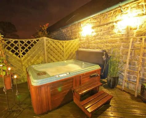 Luxury Room with Private Hot Tub and Decked Terrace