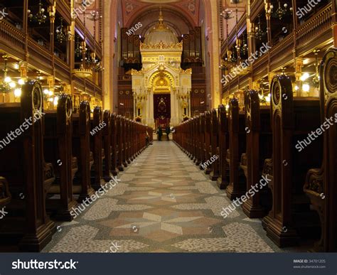 Synagogue Interior: Over 4,482 Royalty-Free Licensable Stock Photos ...