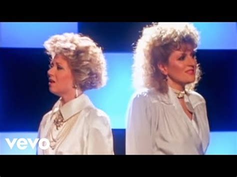 I Know Him So Well by Elaine Paige & Barbara Dickson - Songfacts