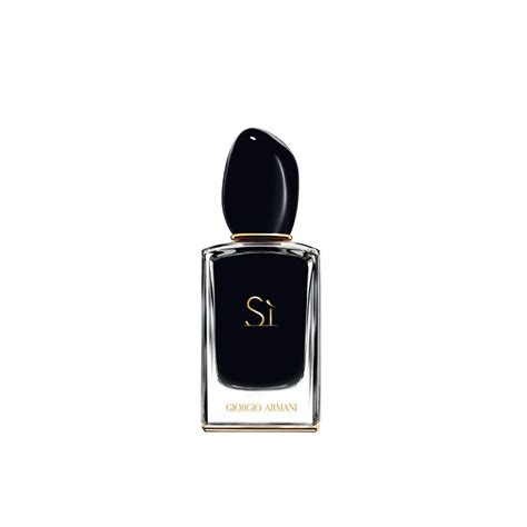 20 Best Fruity Perfumes For Women (2024) - Top and Trending