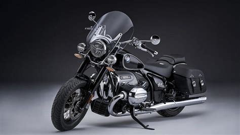 BMW R18 Classic variant unveiled - BikeWale