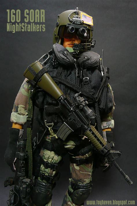 toyhaven: Hot Toys 160th SOAR “Night Stalkers” crewmember 12-inch figure