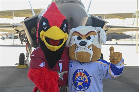 Cardinals alumni and cheerleaders tour Luke AFB - The Thunderbolt - Luke AFB