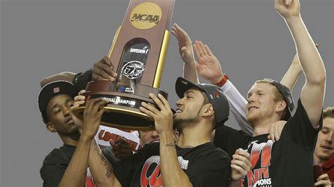 New banner to honor 2013 UofL men's basketball team