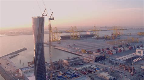 The Emir of Qatar Officially Opens Hamad Port - The life pile