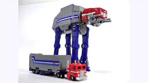 Custom-Made Transformable LEGO Optimus Prime — GeekTyrant