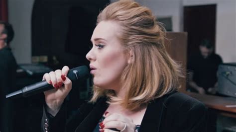 Adele officially best-selling artist of 2015