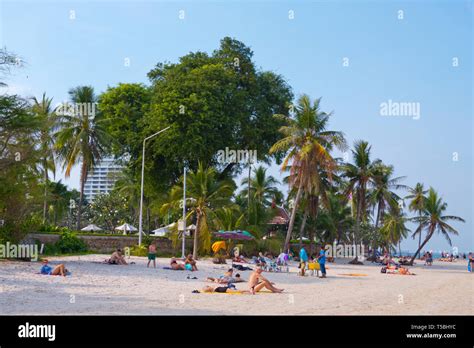 Beach, Hua Hin, Thailand Stock Photo - Alamy