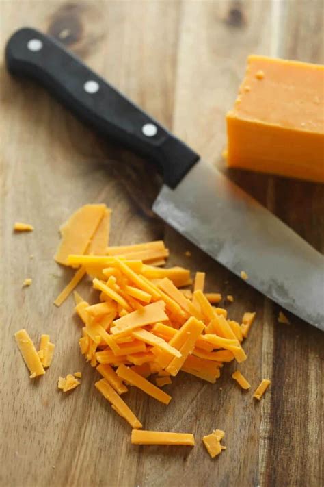 How to Grate Cheese (Without a Cheese Grater!) - Cheese Knees