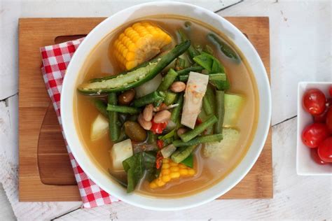 Resep Sayur Asem Jawa, Masakan Berkuah Segar untuk Makan Siang