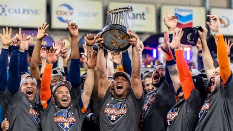 The Houston Astros Close Out The World Series As Champions - The Hilltop - oggsync.com