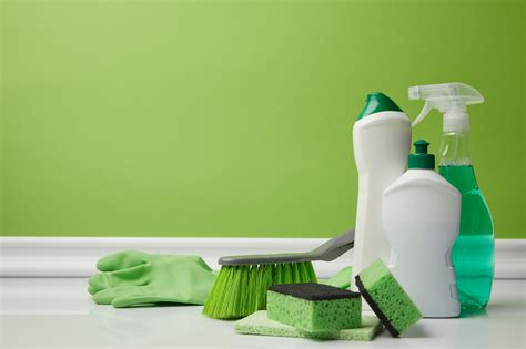 Do Green Cleaning Products Protect Your Family and the Environment?