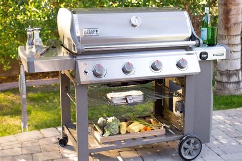 Weber Genesis II E-315 (Fall 2022) – Features, Pros and Cons