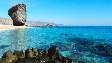 Playa de los muertos, de las playas más bonitas de España