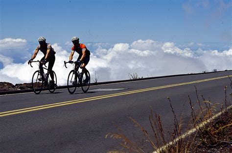 Three unforgettable bike rides around Maui - San Francisco Chronicle