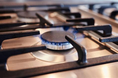 Gas Stove Grates - Materials, Replacement & Cleaning Tips