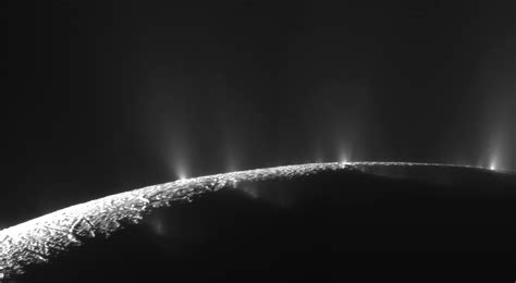 Enceladus has Hydrothermal Activity Beneath a Liquid Ocean – The Journeying Planetarian