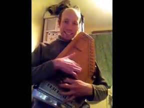 Trumpton theme on autoharp - YouTube