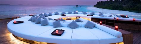 Rooftop Bar Maldives | Sky at Anantara Kihavah Maldives