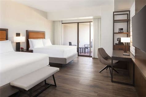 HYATT REGENCY PHOENIX - Updated November 2024 - 644 Photos & 428 ...