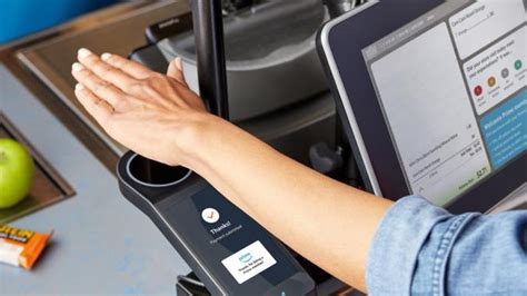 Amazon palm print biometrics will pay you $10 in credit