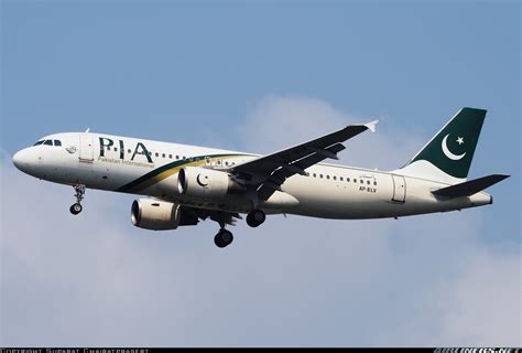 Airbus A320-214 - Pakistan International Airlines - PIA | Aviation Photo #4901769 | Airliners.net