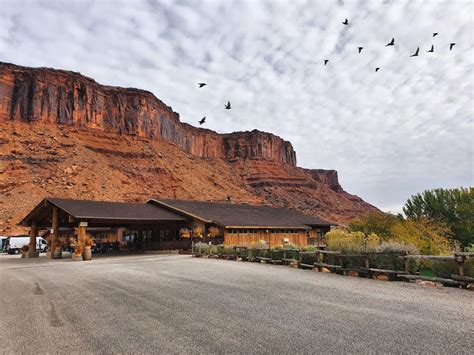 Hotel review: Red Cliffs Lodge (Moab, Utah) - Travel with Anda