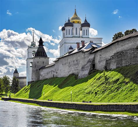 Pskov’s ancient architecture included in the UNESCO World Heritage List (PICS) - Russia Beyond