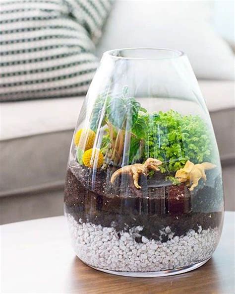 15+ Cool and Creative Terrarium Ideas