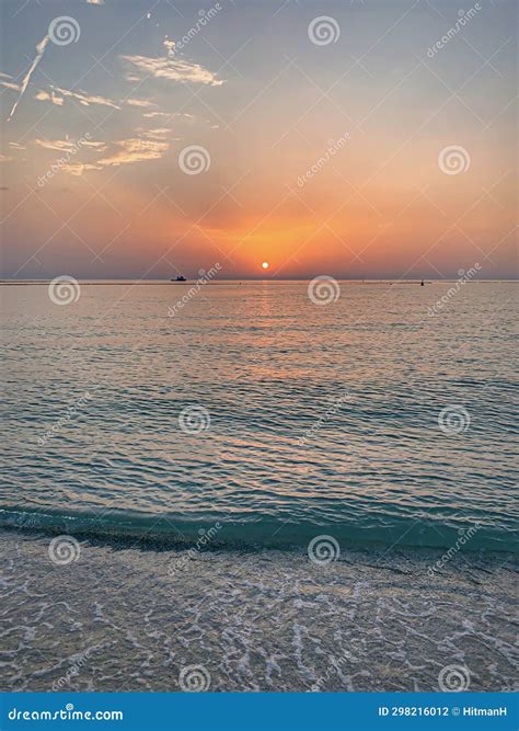 Jumeirah beach stock photo. Image of jumeirah, dusk - 298216012