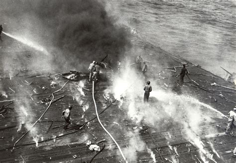 [Photo] Crew of USS Yorktown fighting a fire during the Battle of ...