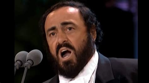 Pavarotti sings Nessun Dorma during The Three Tenors concert [1994] - andantemoderato.com