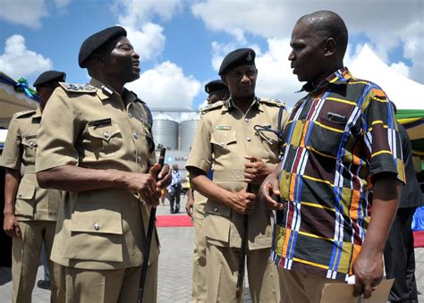 wavuti: U.S equips Tanzania Police force to curb illegal drugs and ...