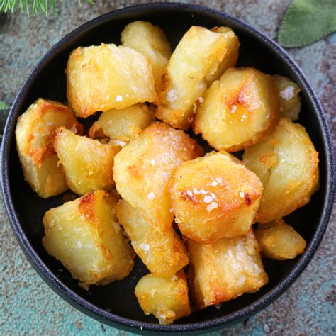 Crispy & Fluffy Roast Potatoes