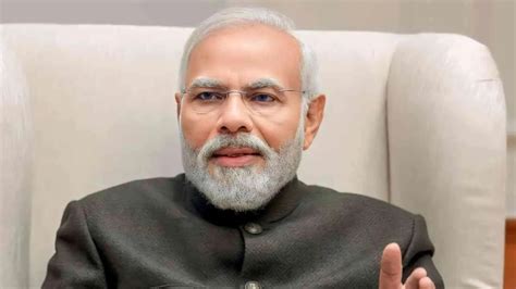 PM Narendra Modi Age, Height, Weight, Wife, Net Worth, Biography & More ...