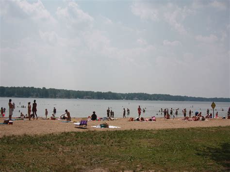 Lake Milton State Park, an Ohio State Park located near Alliance ...