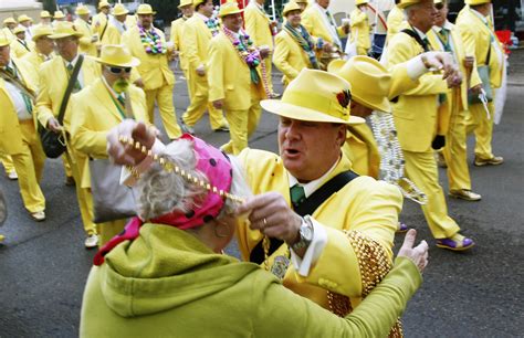 Mardi Gras celebration rocks New Orleans with Fat Tuesday music ...