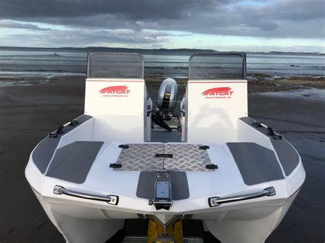 FAT CAT RELEASE NEW DUAL CONSOLE – Power Boat Magazine