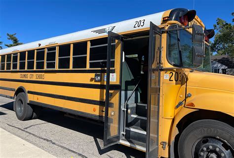 Columbus City Schools leasing some buses due to transportation company's funding issue | WOSU ...