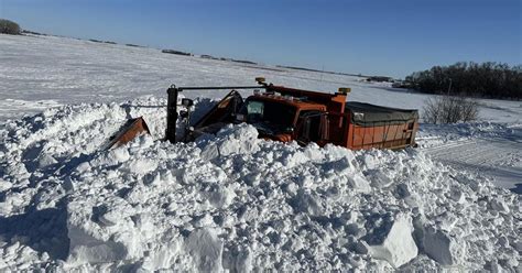 Snow plow is no match for massive drift on Minnesota-South Dakota ...