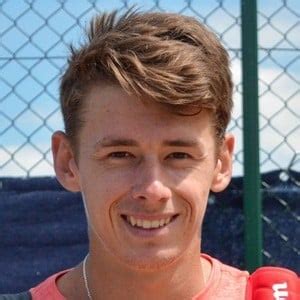 Alex de Minaur - Age, Family, Bio | Famous Birthdays