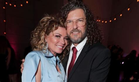 Shania Twain Reflects On Her 'Beautifully Twisted' Marriage To Frédéric ...