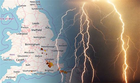 UK lightning map LIVE: London struck by lightning storm - Where will it ...