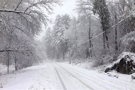 Maine Snowstorm Leaves Thousands Without Power, Dumps Two Feet of Snow ...