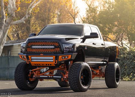 2019 Dodge Ram 3500 Dually Lifted / lifted trucks chevy #Liftedtrucks ...