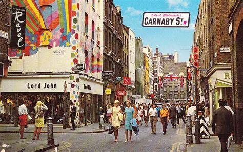 Postcards: Carnaby Street Over-Amped In 1966 - Flashbak