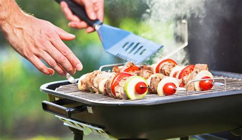 6 recetas saludables para preparar la barbacoa en el patio durante este verano | Planet Fitness