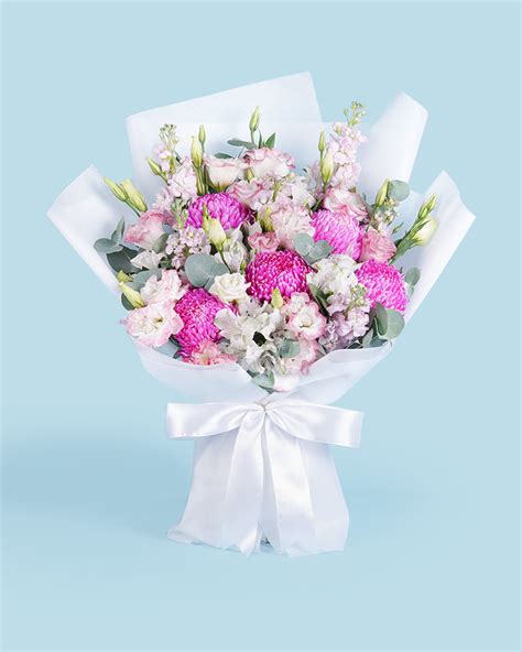 Premium Flower Bouquets - Same Day Delivery Singapore - LVLY Singapore